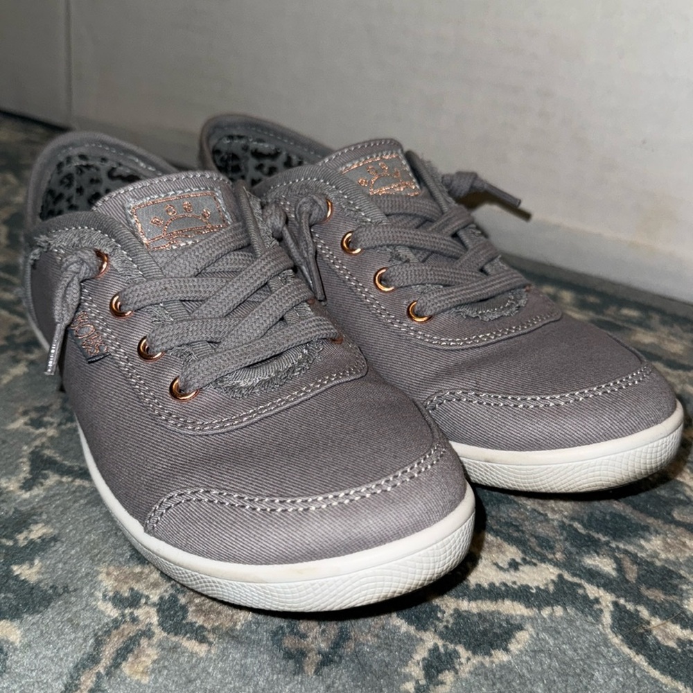 Comfortable grey Bobs size 5